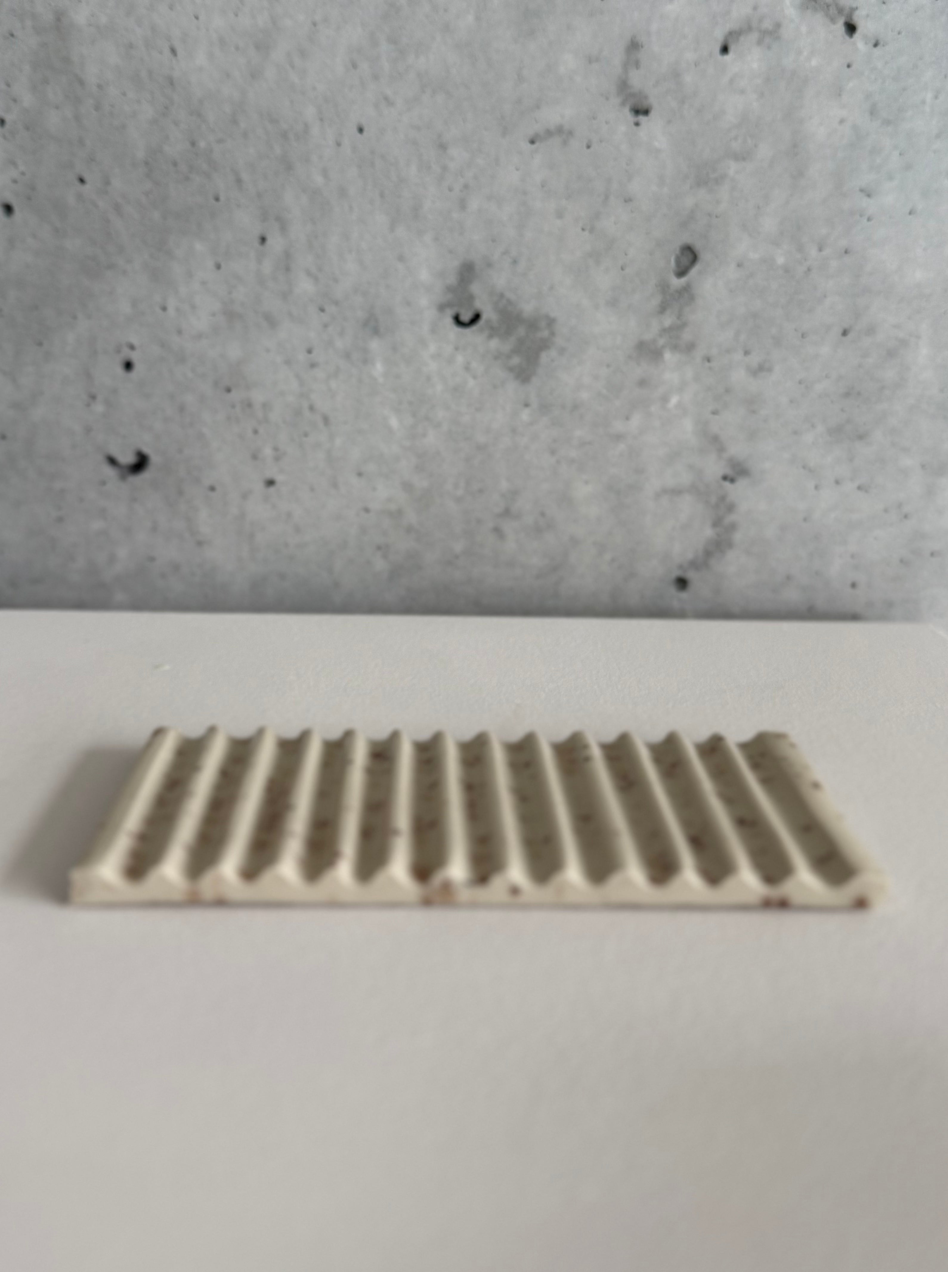 Large Soap Dish for Shampoo & Conditioner - Beige with dots